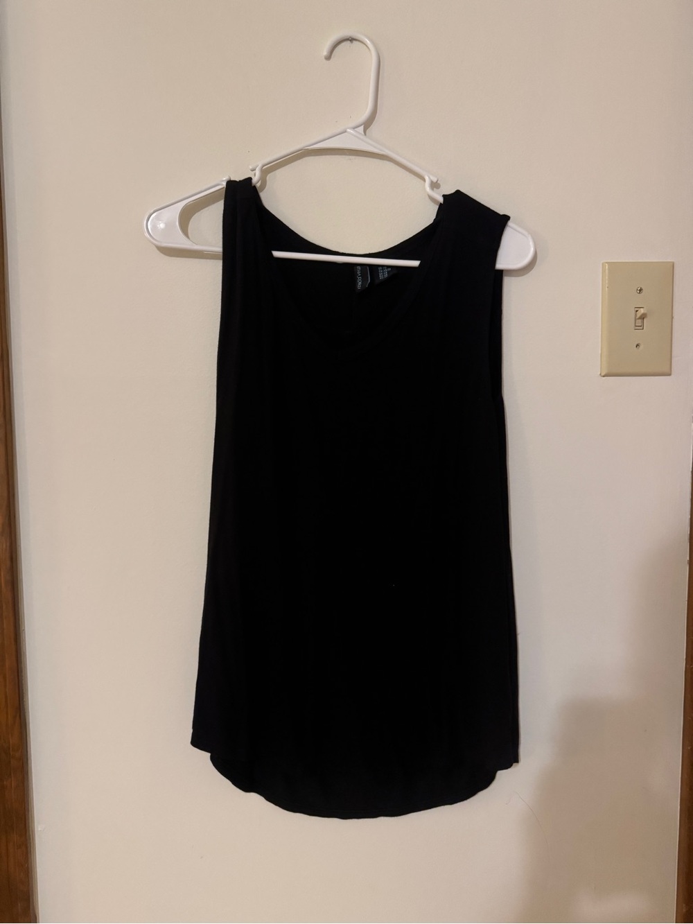 Black Women's Sleeveless Tank Top